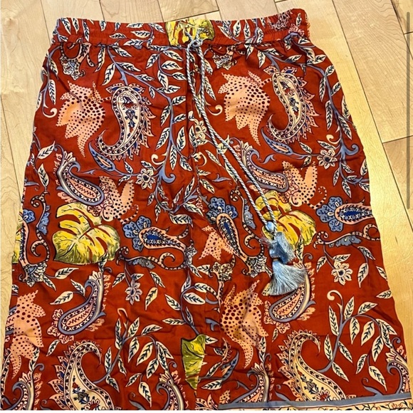 Anthropologie Sonrisa Paisley Pants Floral Red
Rouge Pattern Pull on small - Picture 3 of 10